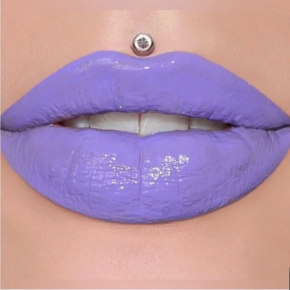 New in bod Jeffree Star Supreme Gloss Frosting for dinner